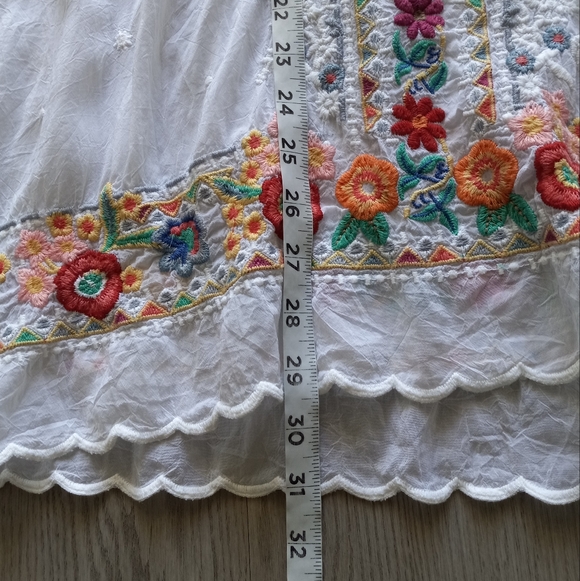 Johnny Was Mikones Embroidered Tunic - Picture 15 of 16